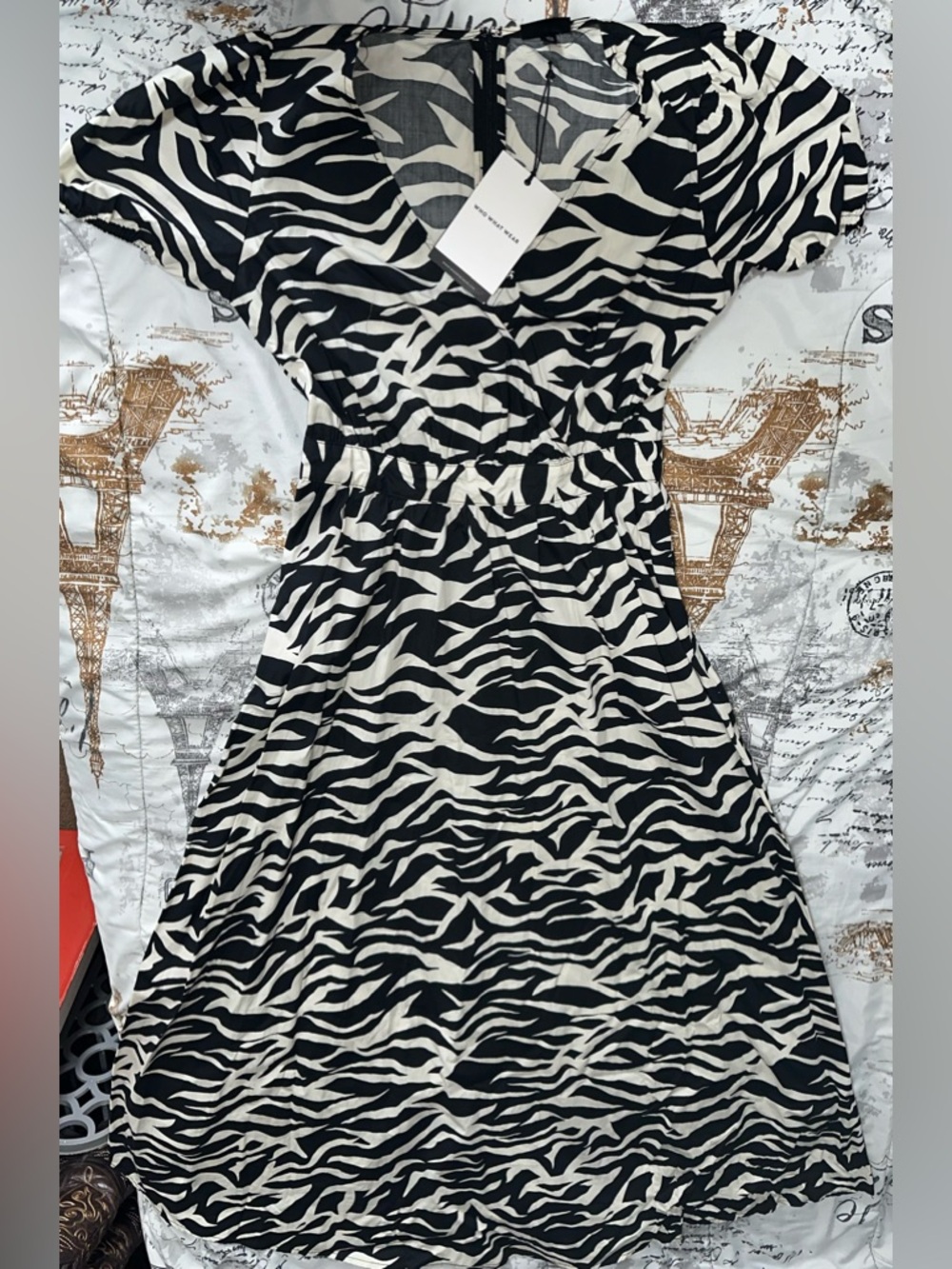 NEW Who What Wear XS Zebra Print Faux Wrap Dress Puff Sleeve with Tags Black/Wht
